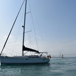 velero panta rei de aperca por el mar