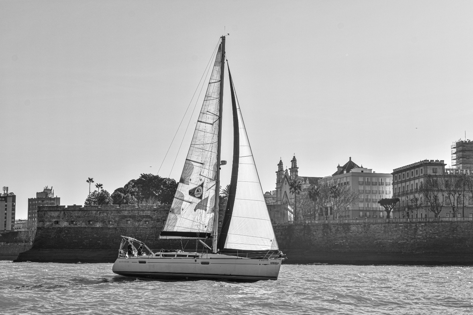 velero-murallas-cadiz-aperca